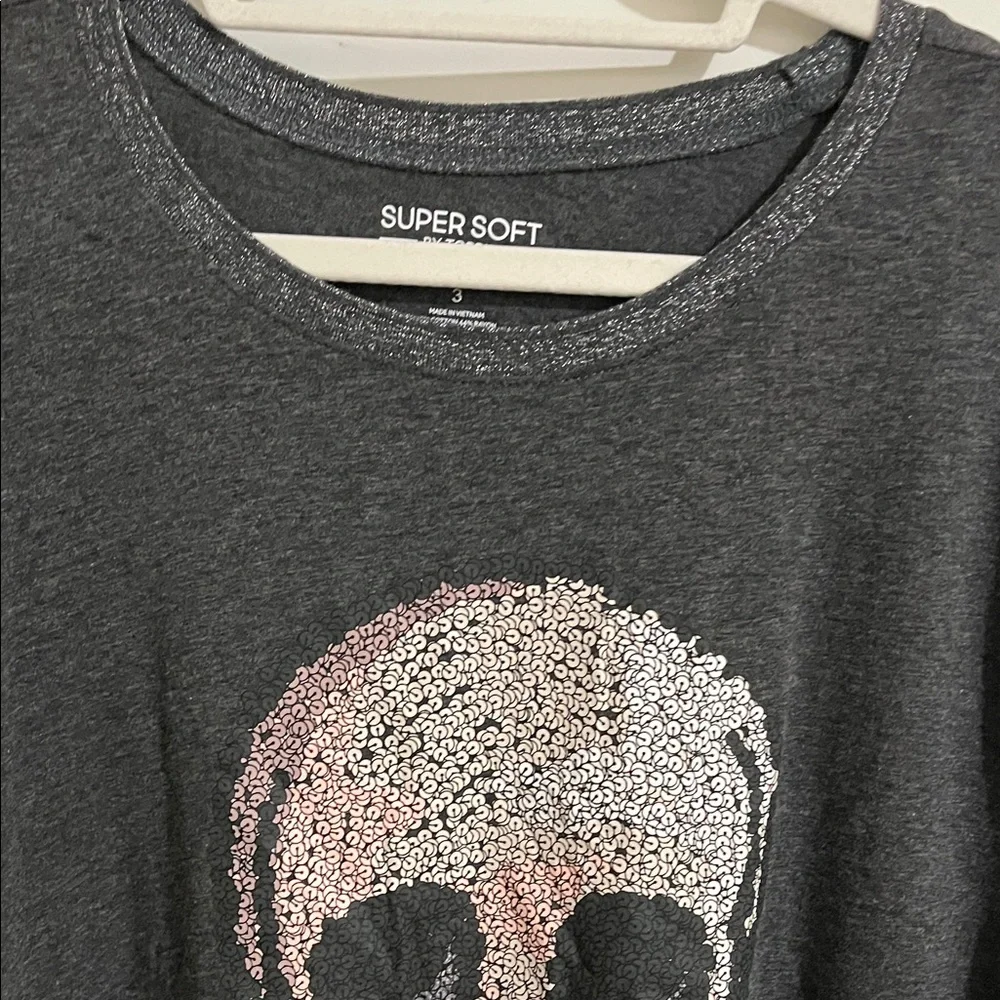 Torrid Black Skull Graphic Tee - Picture 4 of 5